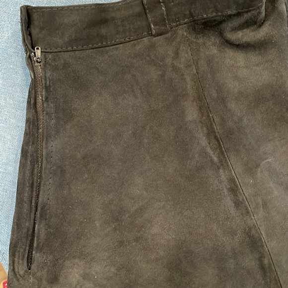 Black suede leather set XL cropped jacket pockets & M/L fit/flare suede skirt - Picture 15 of 16